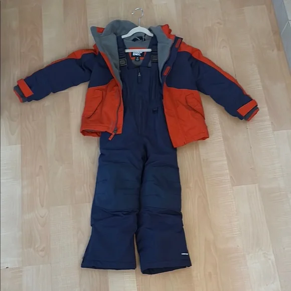Lands’ End kids snow jacket and bib - Picture 1 of 8